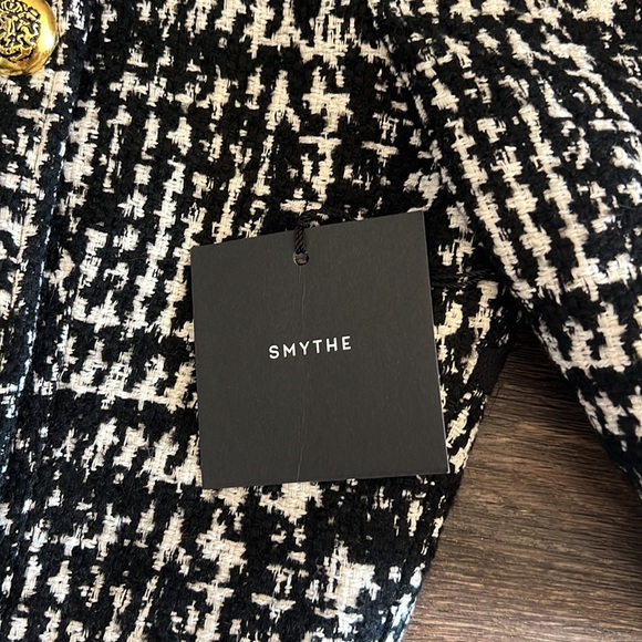 Smythe Cropped Jacket in Black & White Tweed - Picture 6 of 9